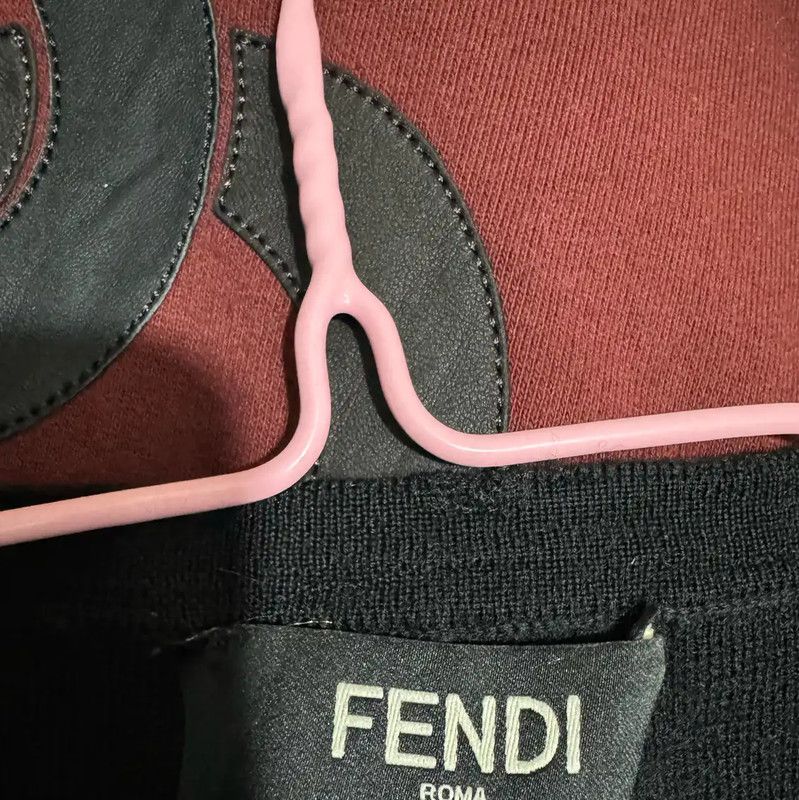 Fendi Fendi Black Wool Logo Sweater for Men 0089 Size US S / EU 44-46 / 1 - 4 Thumbnail
