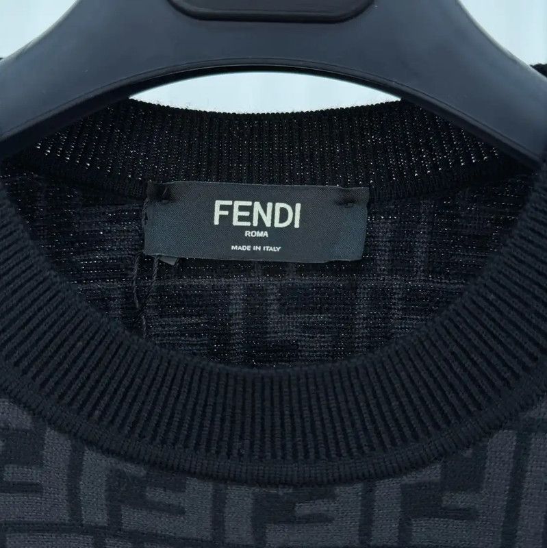 Fendi Fendi Men's Color-blocked Wool Knit Sweater 0089 Size US S / EU 44-46 / 1 - 5 Thumbnail