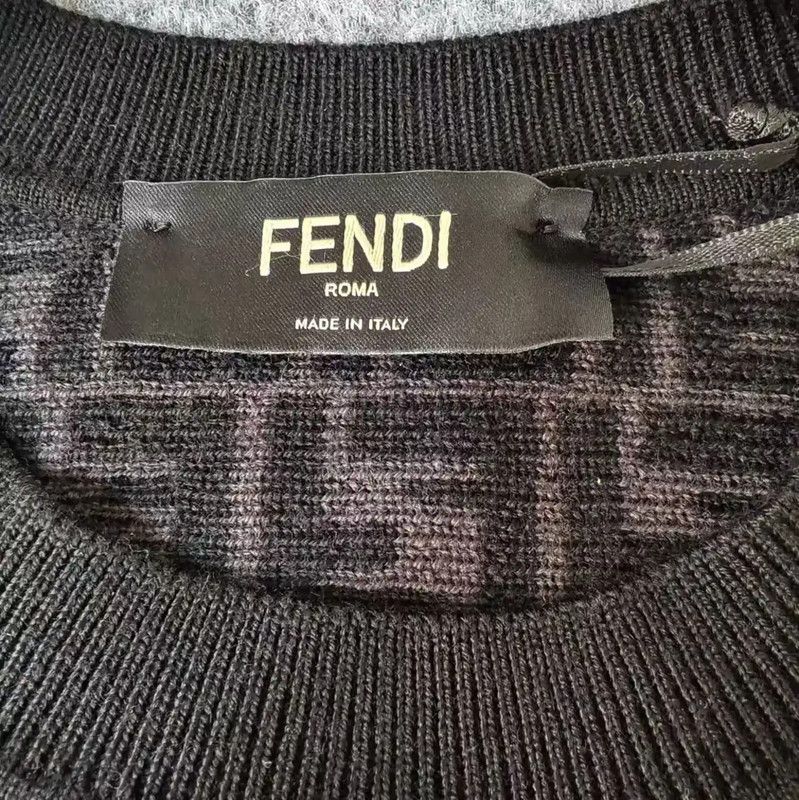 Fendi Fendi Men's Wool Knit Sweater in Blue 0089 Size US M / EU 48-50 / 2 - 3 Thumbnail