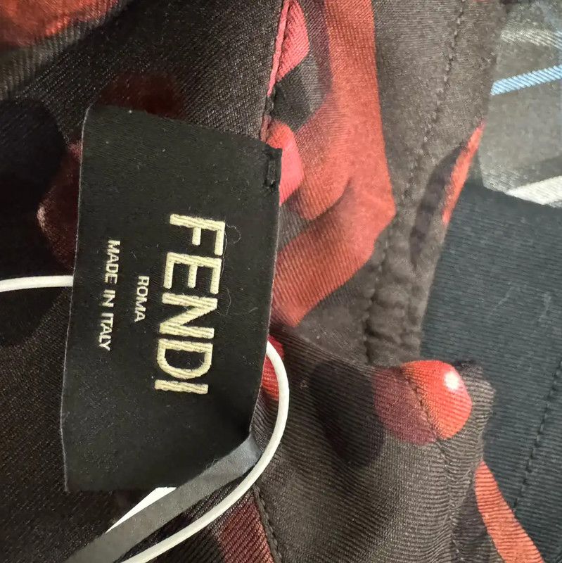 Fendi Fendi Black Silk Logo Print Shirt 0089 Size US M / EU 48-50 / 2 - 3 Thumbnail