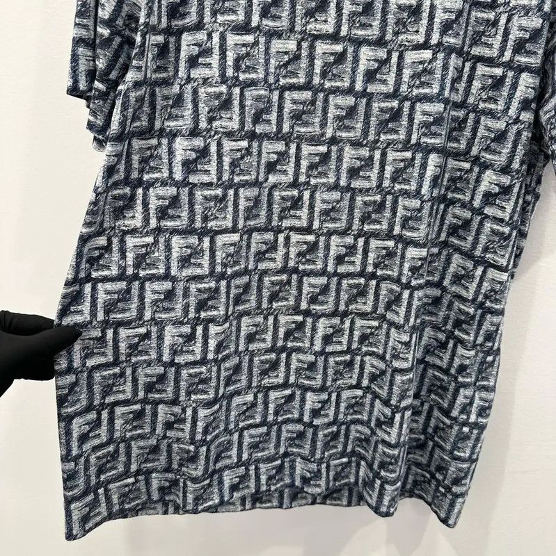 Fendi Fendi Men's Light Blue Cotton T-Shirt 0089 Size US S / EU 44-46 / 1 - 4 Thumbnail