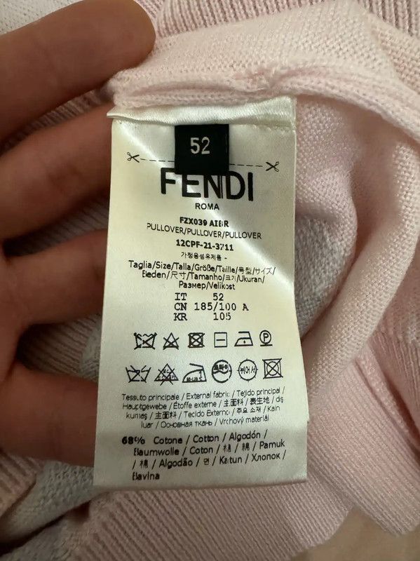 Fendi Fendi Color Block Logo Knit Sweater for Men 0089 Size US XL / EU 56 / 4 - 5 Thumbnail