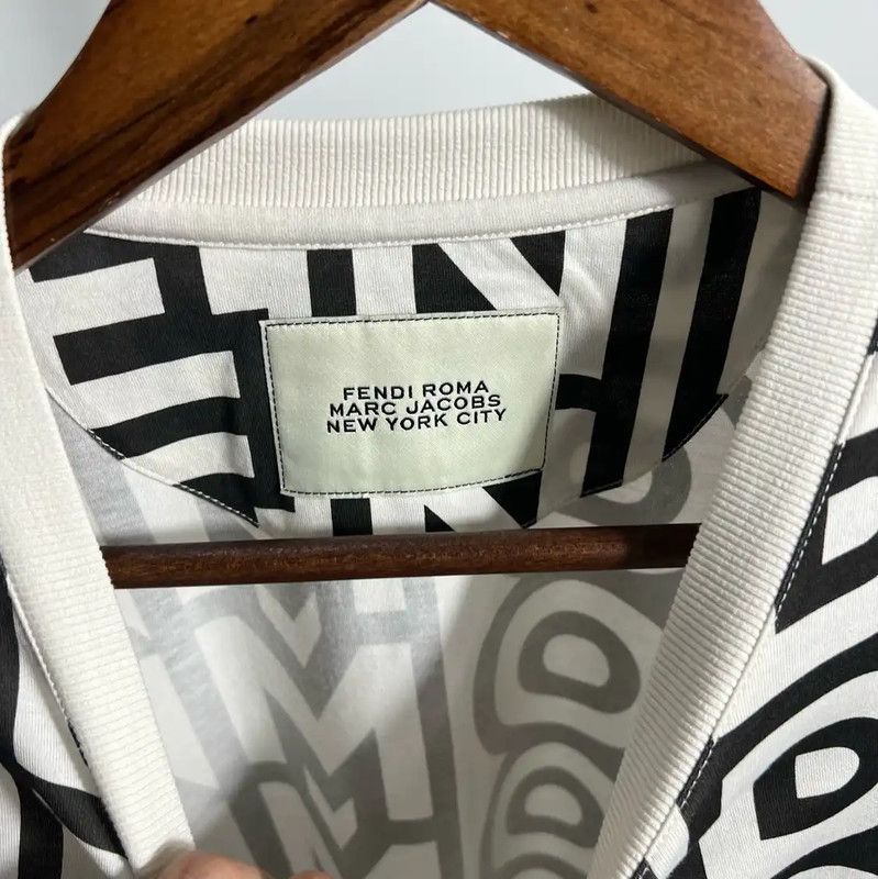 Fendi Fendi Men's White Cotton T-Shirt with Logo 0089 Size US L / EU 52-54 / 3 - 4 Thumbnail