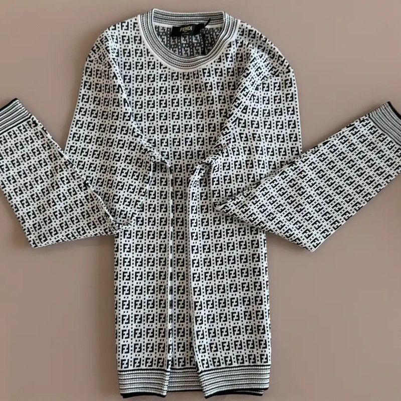 Fendi Fendi Grey Knit Sweater for Men 0089 Size US L / EU 52-54 / 3 - 3 Thumbnail