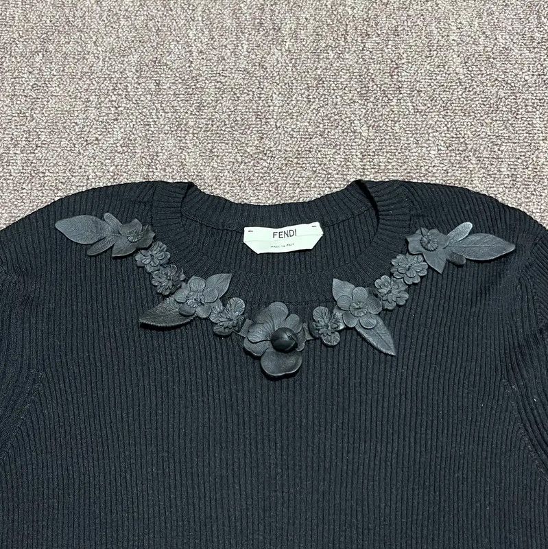 Fendi Fendi Black Floral Silk Blend Short Sleeve T-Shirt 0089 Size M / US 6-8 / IT 42-44 - 2 Thumbnail