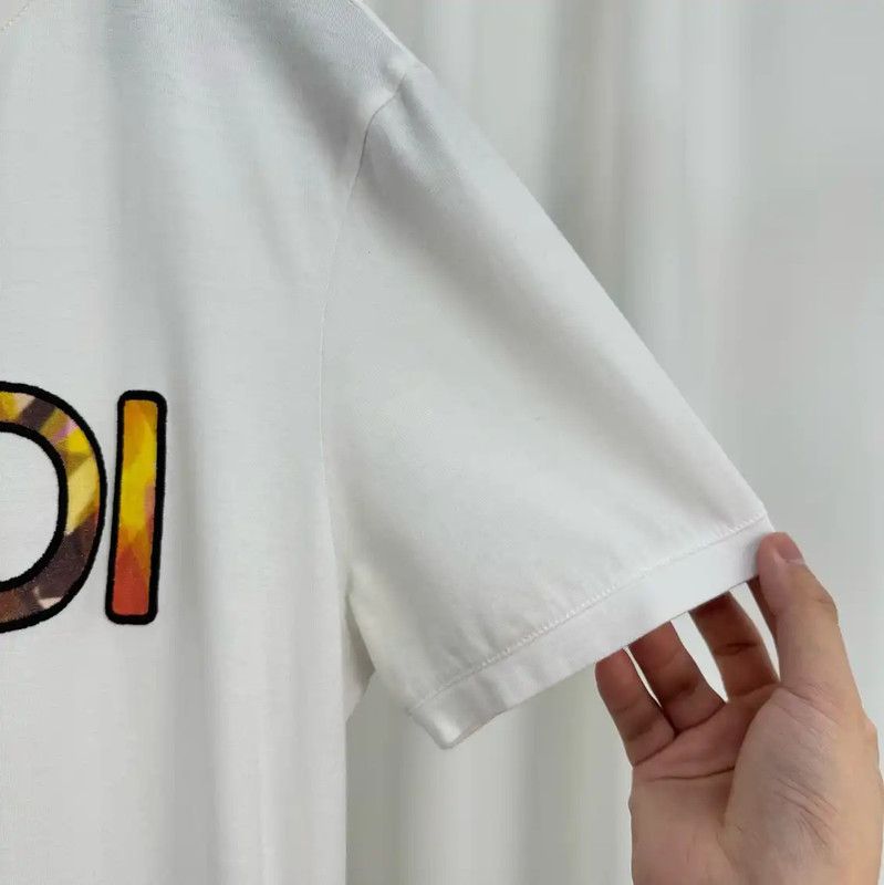 Fendi Fendi Summer White Cotton Logo T-Shirt 0089 Size S / US 4 / IT 40 - 4 Thumbnail