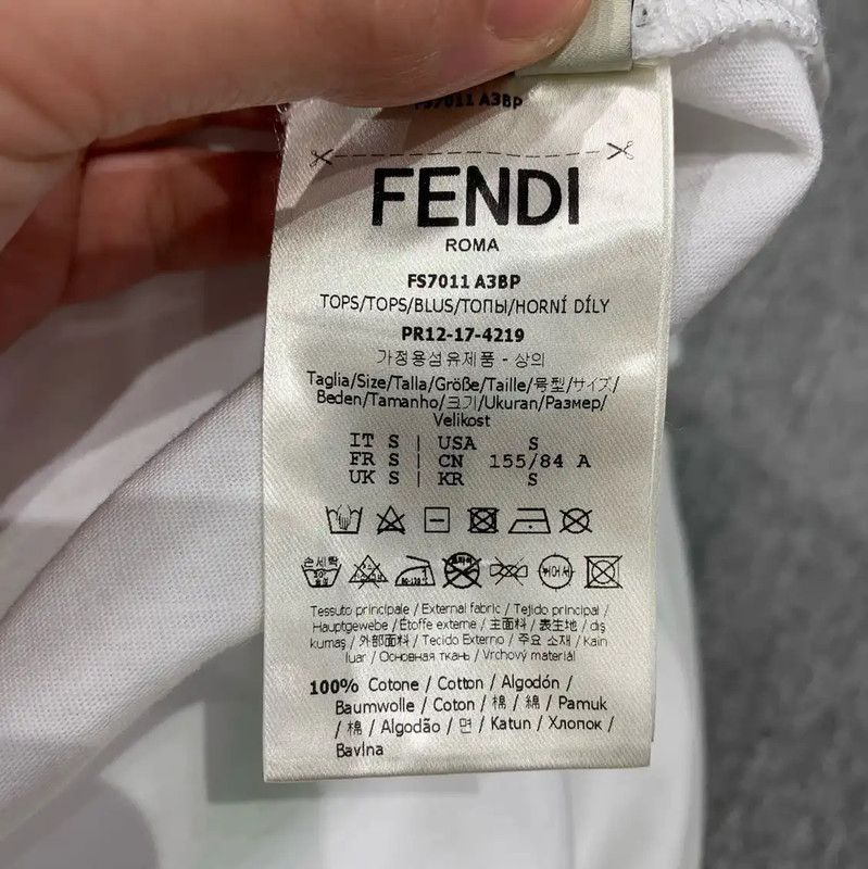 Fendi Fendi Summer Beach Graphic Cotton T-Shirt 0089 Size S / US 4 / IT 40 - 7 Thumbnail