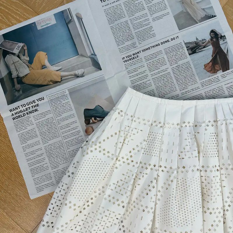 Fendi Fendi White Women's Skirt with Cutout Design 0089 Size 23" - 3 Thumbnail