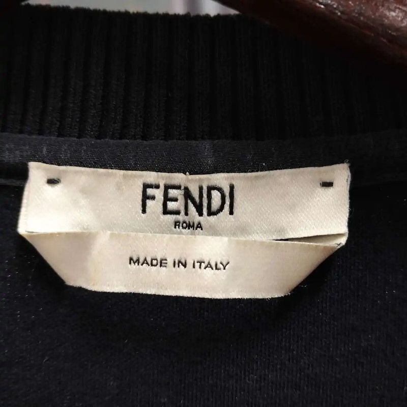 Fendi Fendi Short Sleeve Black T-Shirt for Women 0089 Size M / US 6-8 / IT 42-44 - 3 Thumbnail