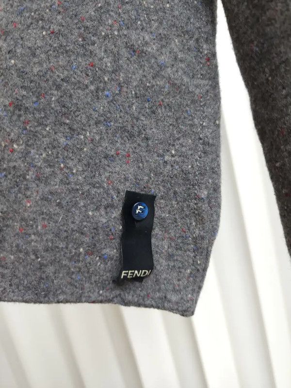 Fendi Fendi Gray Wool Long Sleeve Sweater for Women 0089 Size S / US 4 / IT 40 - 4 Thumbnail