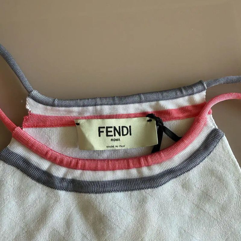 Fendi Fendi Sleeveless Knit Dress in White 0089 Size XS / US 0-2 / IT 36-38 - 6 Thumbnail