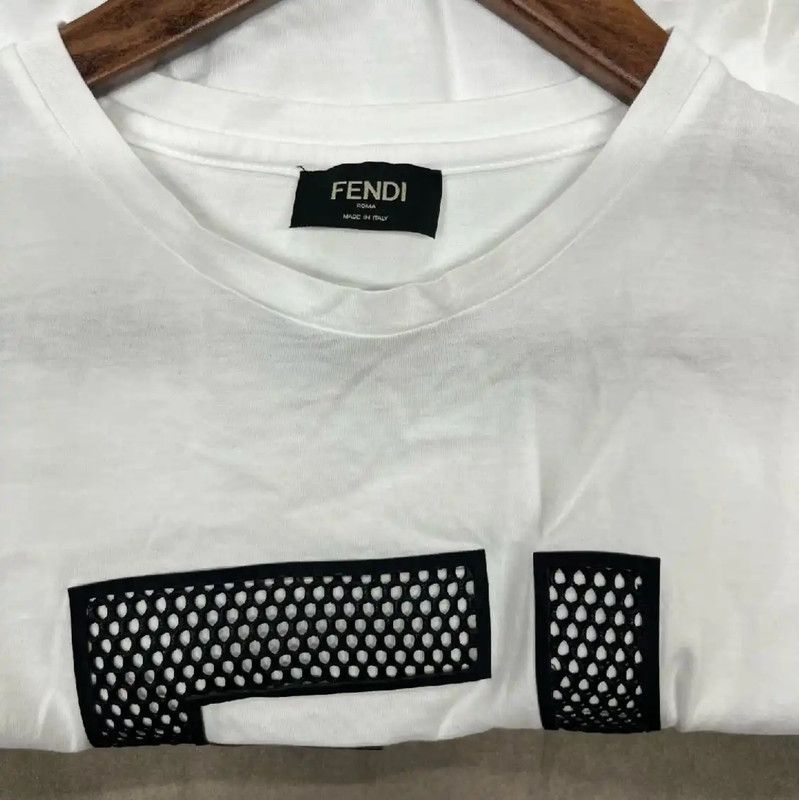 Fendi Fendi White Cotton Women's T-Shirt with Logo 0089 Size XS / US 0-2 / IT 36-38 - 3 Thumbnail
