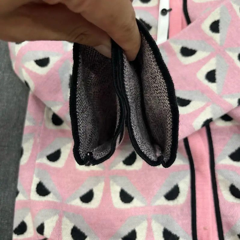 Fendi Fendi Pink Wool Women's Cardigan with Black Accents 0089 Size M / US 6-8 / IT 42-44 - 5 Thumbnail