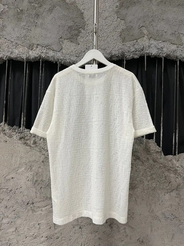 Fendi Fendi White Short Sleeve T-Shirt for Women 0089 Size XS / US 0-2 / IT 36-38 - 2 Thumbnail