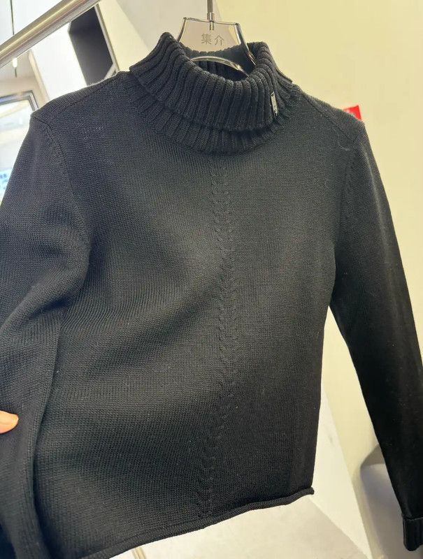 Fendi Fendi Black Wool Knit Sweater for Women 0089 Size M / US 6-8 / IT 42-44 - 6 Thumbnail