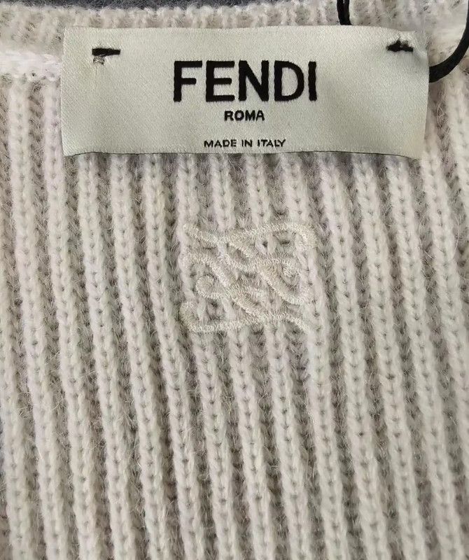 Fendi Fendi Women's White Wool Dress 0089 Size M / US 6-8 / IT 42-44 - 3 Thumbnail