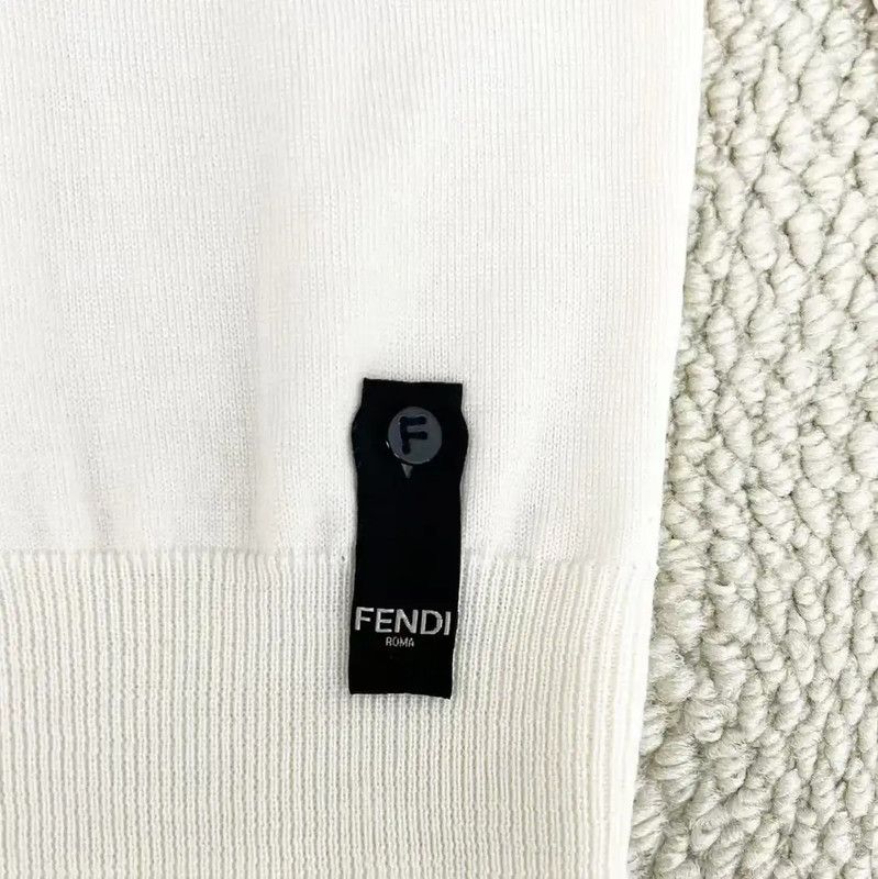 Fendi Fendi Women's Cream Wool Knit Sweater 0089 Size M / US 6-8 / IT 42-44 - 4 Thumbnail