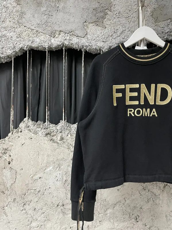 Fendi Fendi Black Cropped Long Sleeve Sweatshirt 0089 Size XS / US 0-2 / IT 36-38 - 3 Thumbnail
