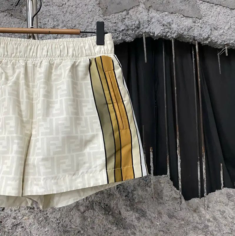 Fendi Fendi Summer Beige Women's Shorts 0089 Size 26" / US 2 / IT 38 - 3 Thumbnail
