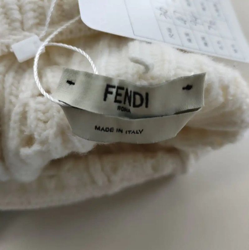 Fendi Fendi Color Block Wool Sweater for Women 0089 Size M / US 6-8 / IT 42-44 - 3 Thumbnail