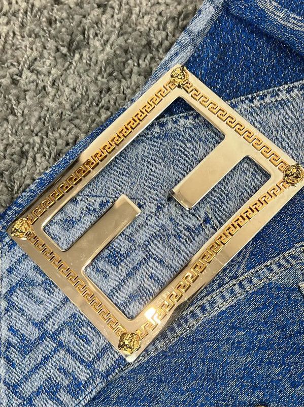 Fendi Fendi Light Blue Denim Women's Shorts 0089 Size 27" / US 4 / IT 40 - 3 Thumbnail
