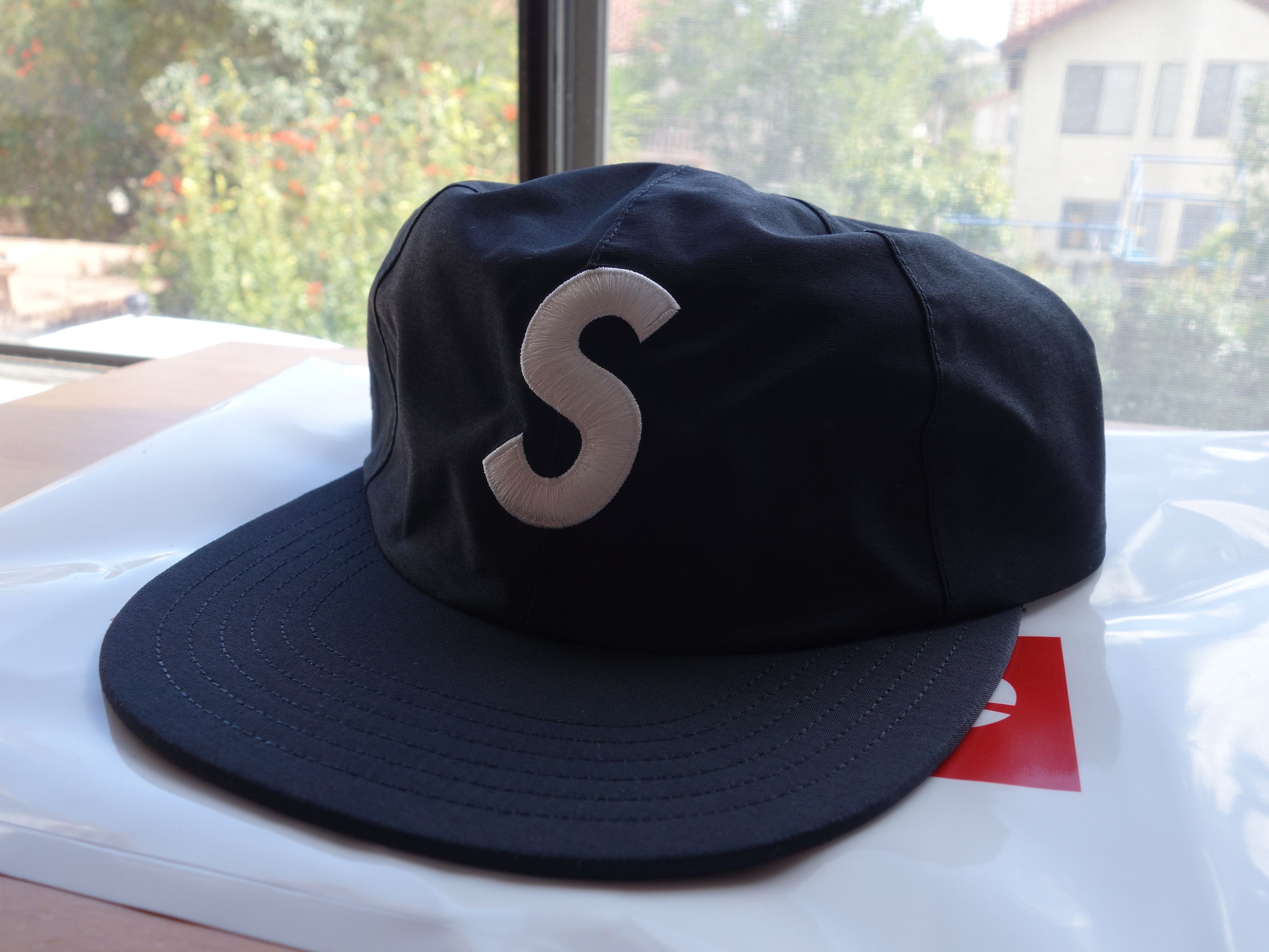 Supreme GORE-TEX S Logo 6-Panel (FW20) Black - FW20 - US