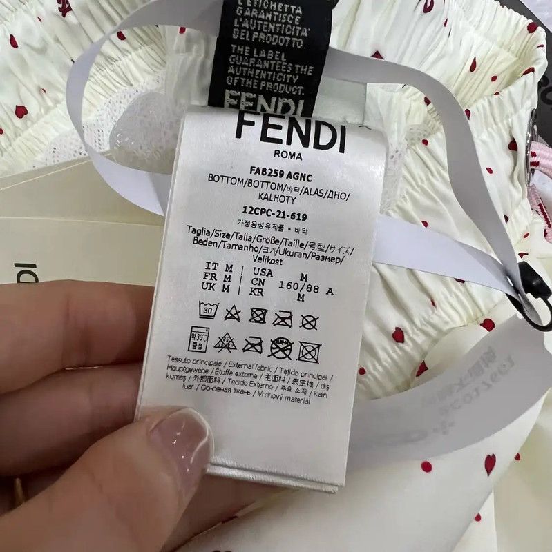 Fendi Fendi Summer White Cotton Women's Shorts 0089 Size 26" / US 2 / IT 38 - 4 Thumbnail