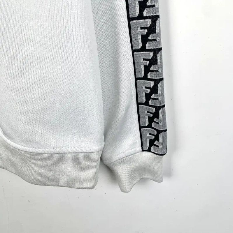 Fendi Fendi White Women's Sweatshirt Size XS 0089 Size XS / US 0-2 / IT 36-38 - 5 Thumbnail