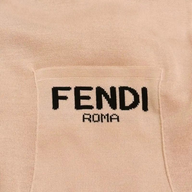 Fendi Fendi Knit Sweater in Nude Pink with Logo 0089 Size M / US 6-8 / IT 42-44 - 3 Thumbnail