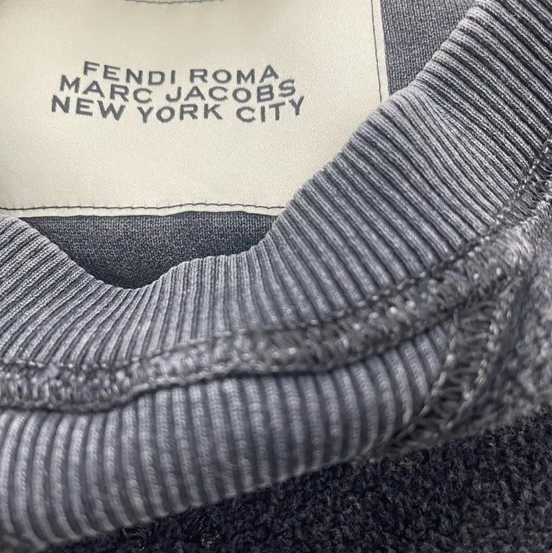 Fendi Fendi Women's Dark Gray Cropped Sweatshirt 0089 Size XS / US 0-2 / IT 36-38 - 3 Thumbnail