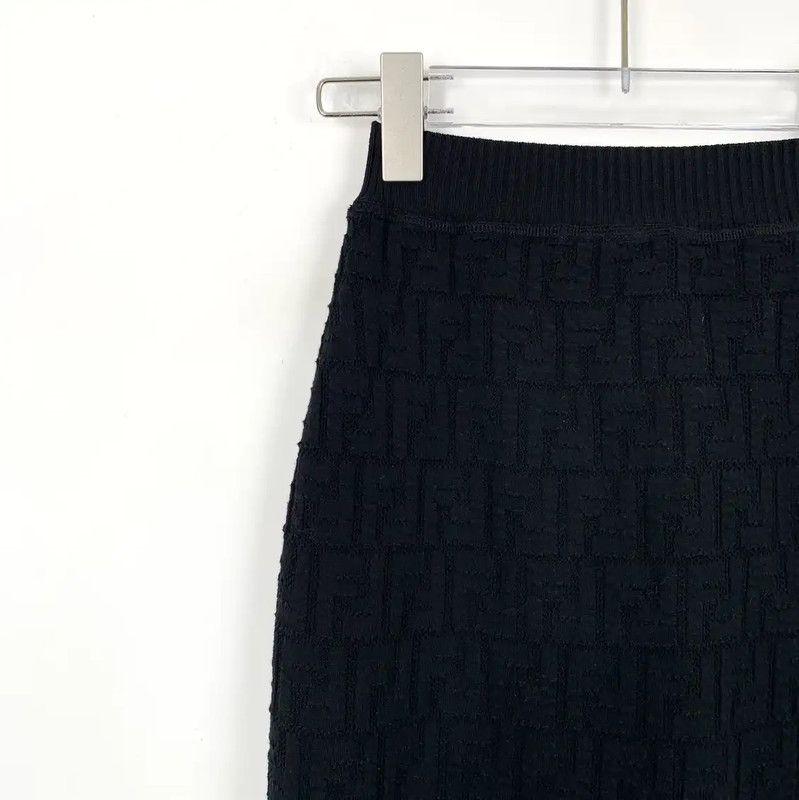 Fendi Fendi Women's Black Midi Skirt Size S 0089 Size 23" - 3 Thumbnail