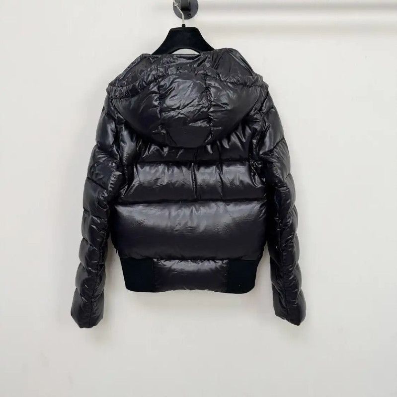 Fendi Fendi Black Women's Down Jacket for Winter 0089 Size S / US 4 / IT 40 - 2 Thumbnail