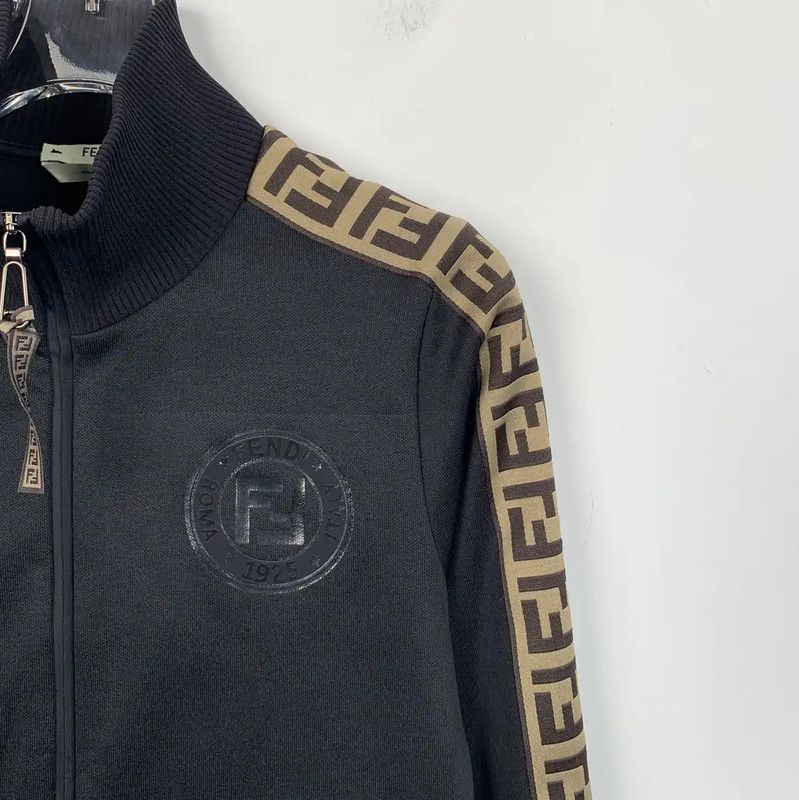 Fendi Fendi Women's Black Jacket with Logo Details 0089 Size S / US 4 / IT 40 - 3 Thumbnail