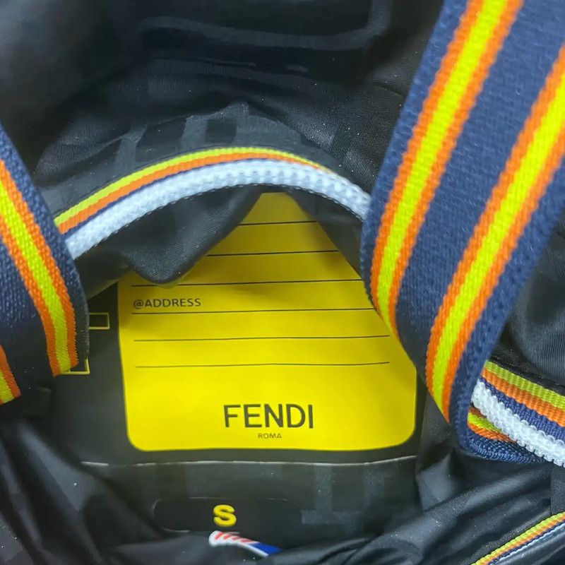 Fendi Fendi Black Women's Jacket with Hood 0089 Size S / US 4 / IT 40 - 5 Thumbnail