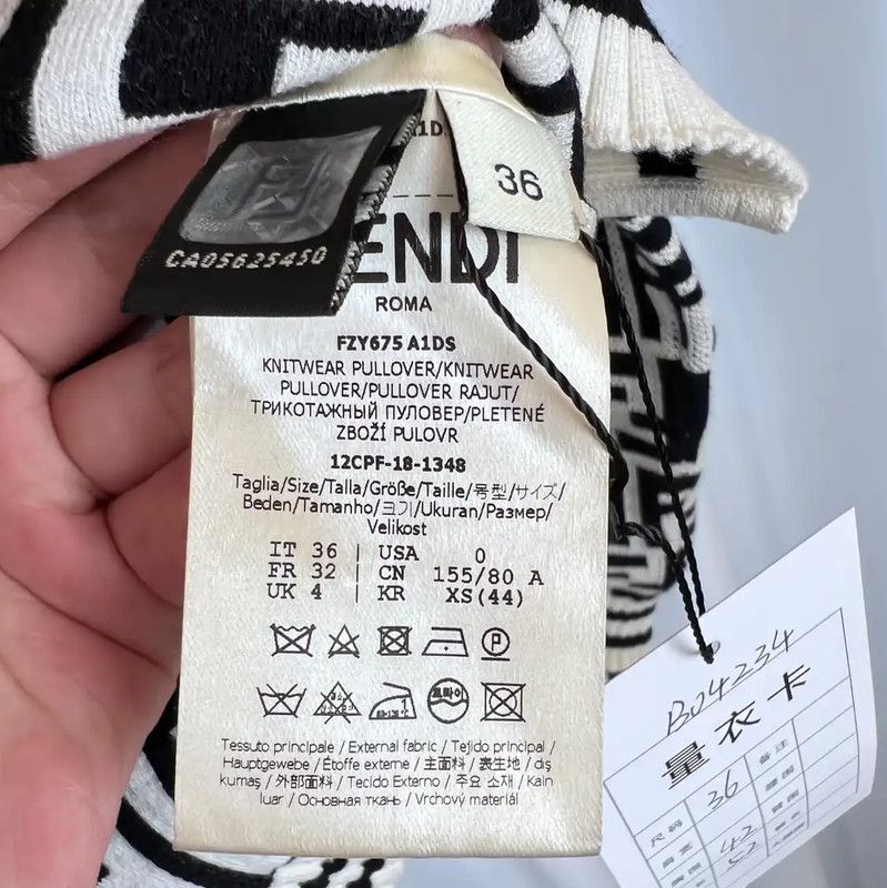 Fendi Fendi Multi-Color Cotton Knit Sweater 0089 Size M / US 6-8 / IT 42-44 - 5 Thumbnail