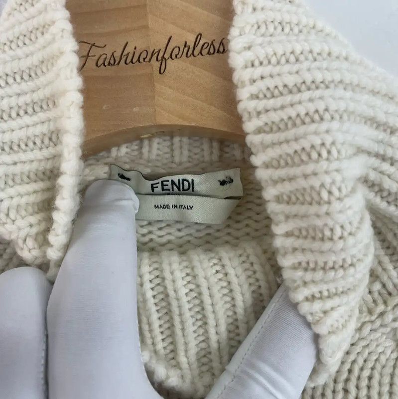 Fendi Fendi White Wool Knit Sweater for Women 0089 Size XS / US 0-2 / IT 36-38 - 3 Thumbnail