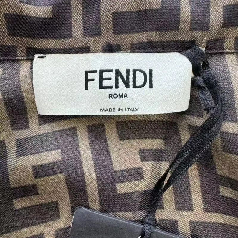 Fendi Fendi Khaki Silk Women's Blouse 0089 Size M / US 6-8 / IT 42-44 - 4 Thumbnail