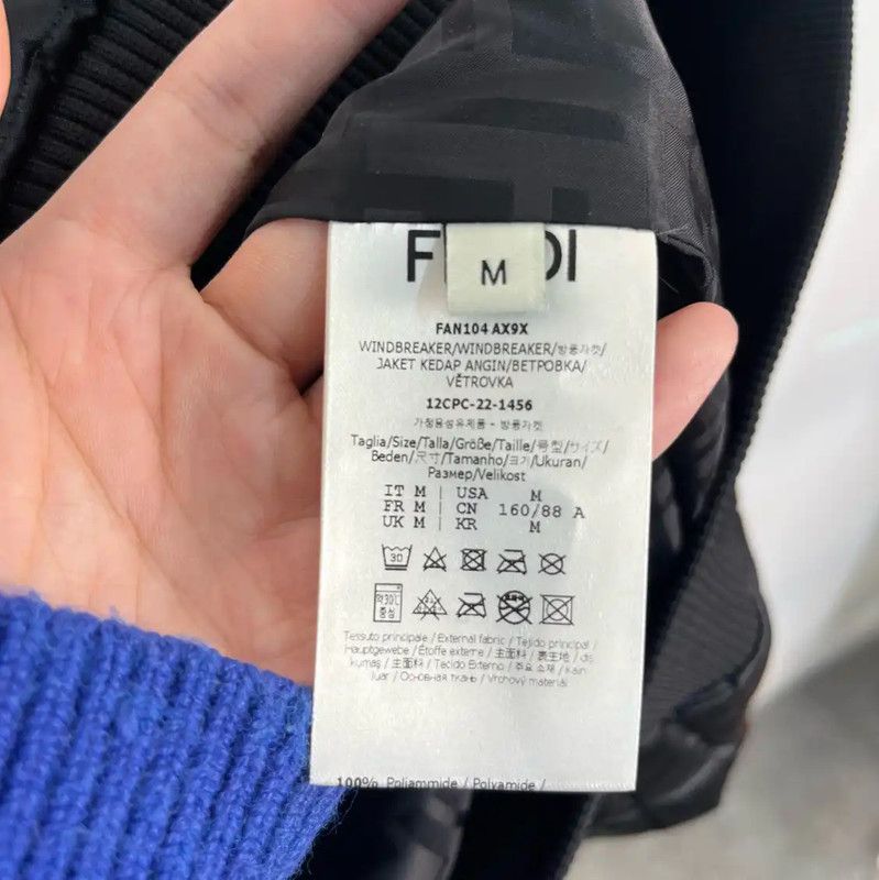 Fendi Fendi Women's Black Polyester Jacket 0089 Size M / US 6-8 / IT 42-44 - 4 Thumbnail