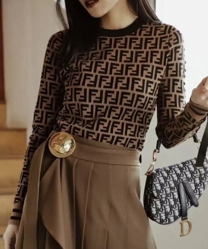Fendi Fendi Brown Logo Knit Women’s Sweatshirt 0089 Size S / US 4 / IT 40 - 8 Thumbnail