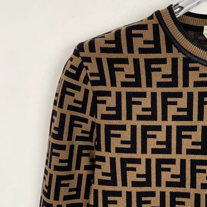 Fendi Fendi Brown Knitted Sweater XS Size 0089 Size XS / US 0-2 / IT 36-38 - 3 Thumbnail