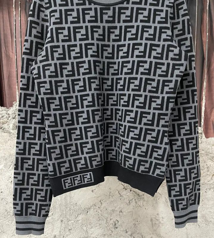 Fendi Fendi Black Long Sleeve Knit Sweater for Women 0089 Size ONE SIZE - 4 Thumbnail