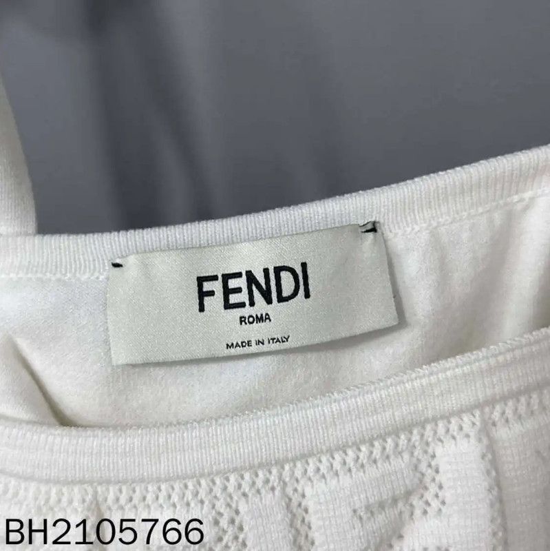 Fendi Fendi White Knitted Cardigan and Top Set 0089 Size ONE SIZE - 7 Thumbnail