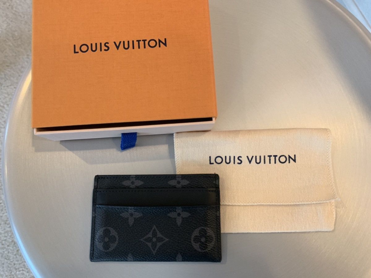 Louis Vuitton LV Card holder eclipse Grey Leather ref.242784