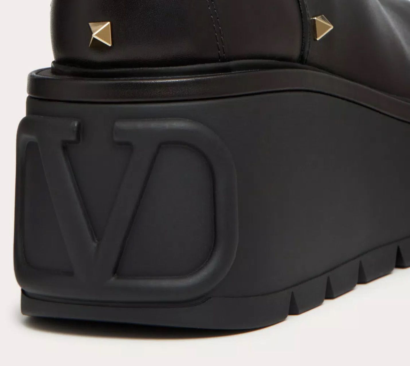 Valentino Valentino Uniqueform ankle boots SIZE 35.5 Size ONE SIZE - 4 Thumbnail