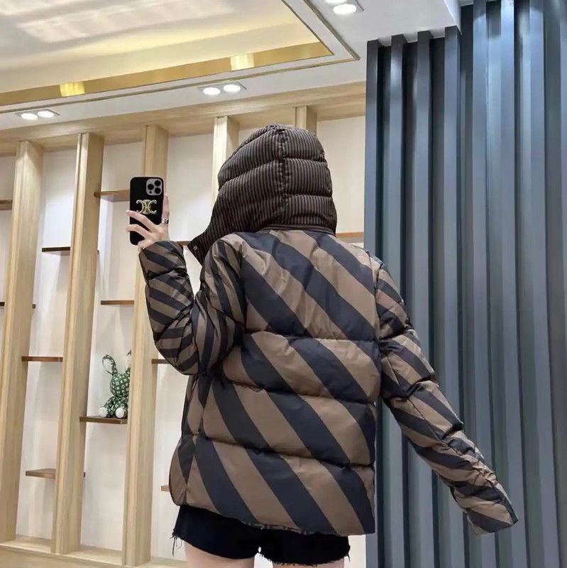Fendi Fendi Women's Dark Brown Puffer Jacket 0089 Size S / US 4 / IT 40 - 9 Thumbnail