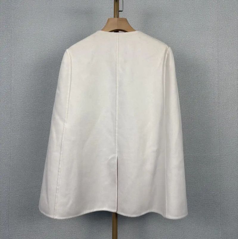Fendi Fendi White Wool Ladies Jacket with Detail 0089 Size L / US 10 / IT 46 - 2 Thumbnail