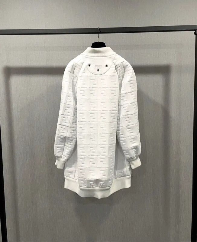 Fendi Fendi White Shearling Women's Coat 0089 Size M / US 6-8 / IT 42-44 - 2 Thumbnail