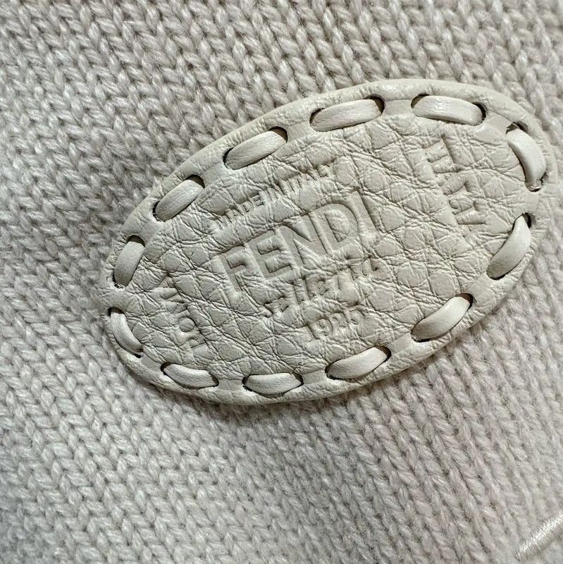 Fendi Fendi Beige Wool Women's Knit Sweater 0089 Size M / US 6-8 / IT 42-44 - 2 Thumbnail