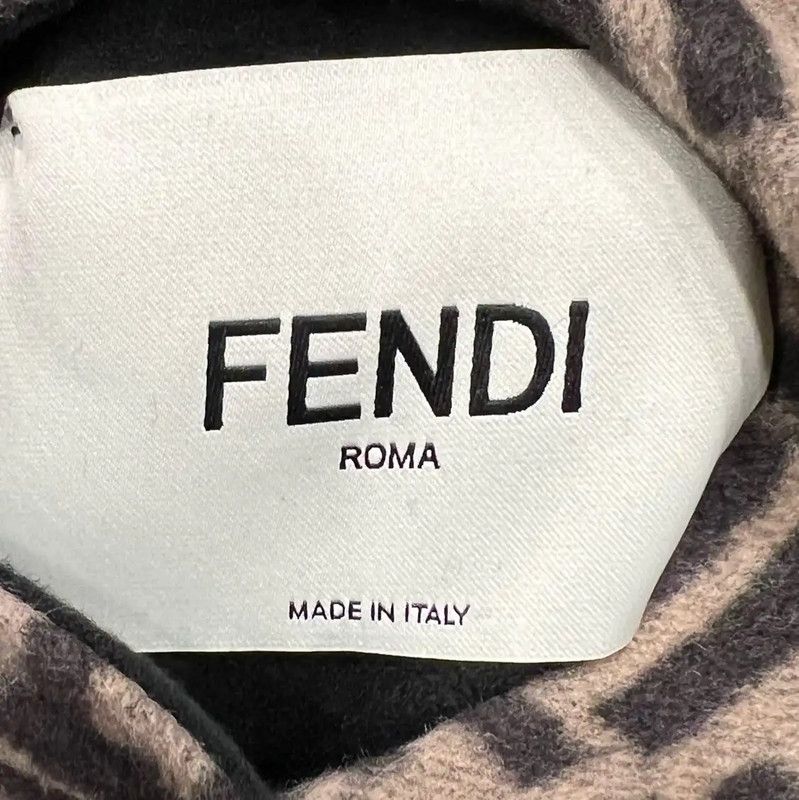Fendi Fendi Color Blocked Cashmere Jacket for Women 0089 Size S / US 4 / IT 40 - 4 Thumbnail