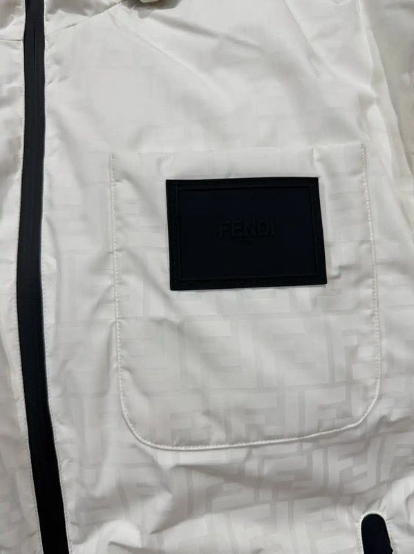 Fendi Fendi Women's White Down Jacket Size S 0089 Size S / US 4 / IT 40 - 4 Thumbnail